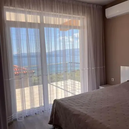 别墅 Вила 艾斯普罗瓦塔