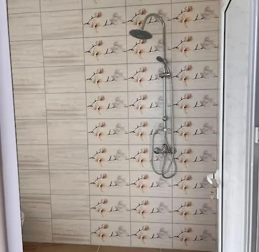 Вила Ασπροβάλτα