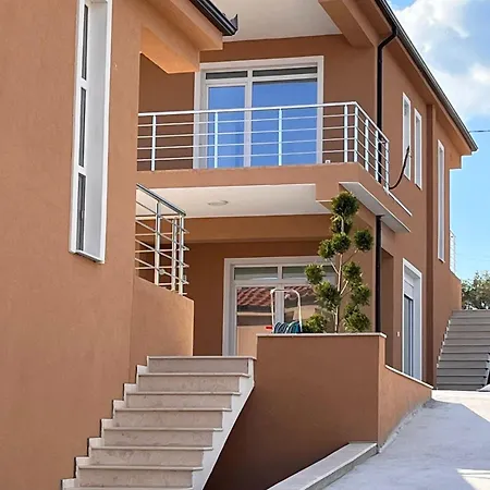 Villa Вила *