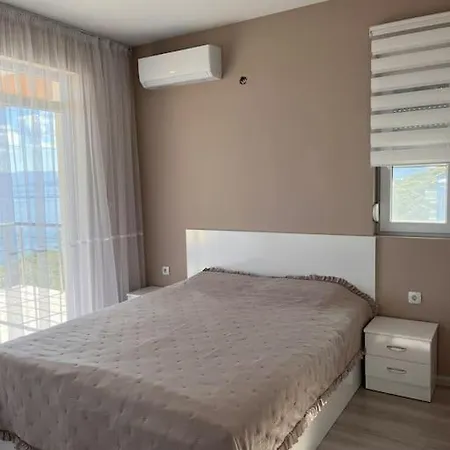 Вила * Asproválta